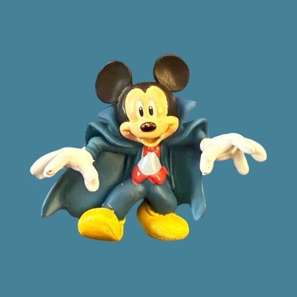 Halloween Disney Vampire Mickey Mouse Mini Figure 2” A2 - Picture 1 of 6